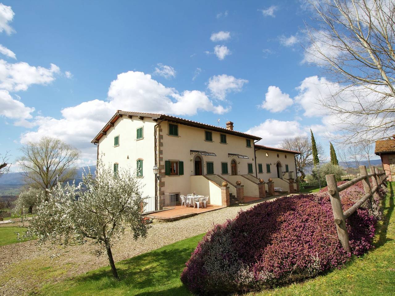 Bauernhaus in Poppi mit Pool und Wald in Poppi, Casentino