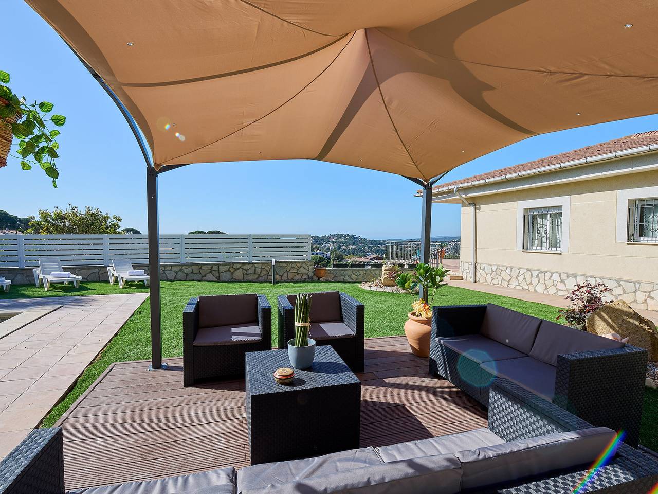 Casa encantadora con piscina privada, Wi-Fi, mascotas a solicitud, en Lloret de Mar in Aiguaviva Parc, Vidreras