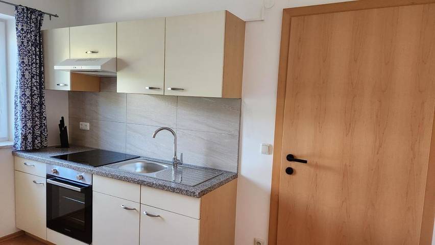 Ferienwohnung für 2 Personen, mit Balkon und Ausblick in Salzburg - 3