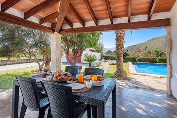 Villa in Pollença, Serra de Tramuntana für 4 