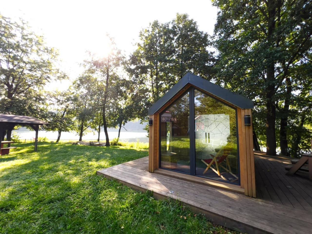 Ferienhaus am Seeufer, Sauna, Whirlpool in Stężyca, powiat kartuski