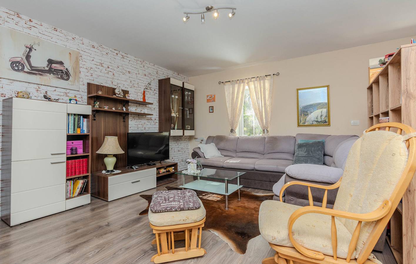 Ganze Ferienwohnung, Ferienwohnung für 4 Personen mit Terrasse in Nin, Zadar