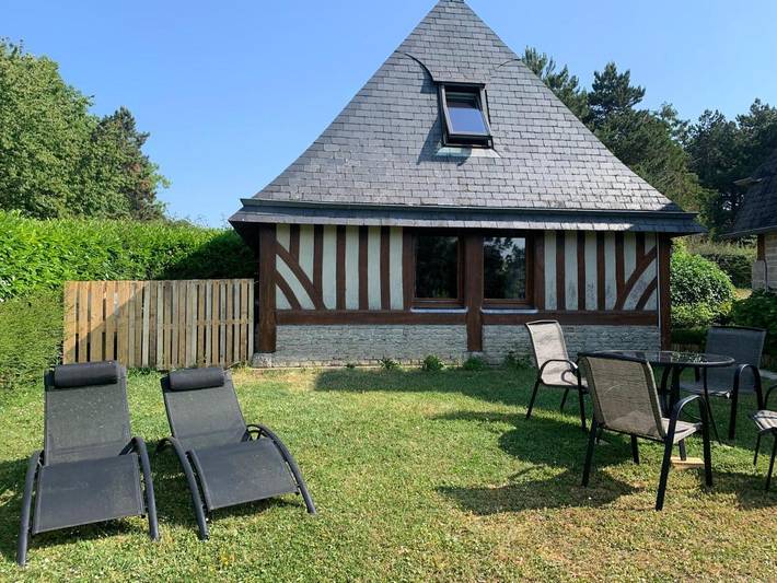 Location de vacances pour 4 personnes, avec jardin et vue à Benerville-sur-Mer - 2