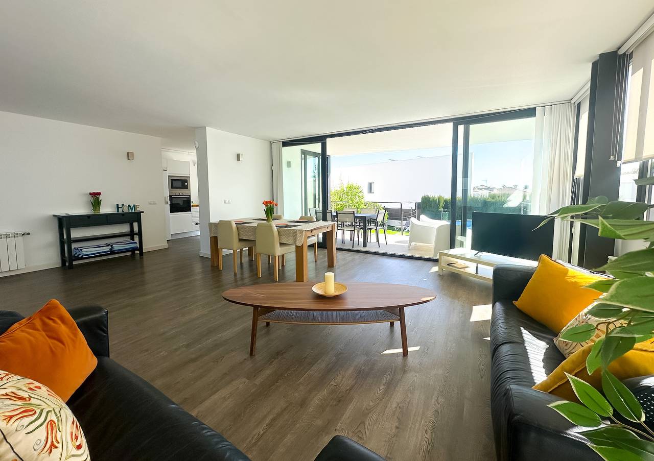 Ganze Wohnung, Moderna Villa con piscina en Palma de Mallorca in Son Serra-La Vileta, Palma