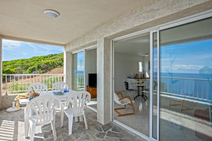 Apartamento entero, Apartamento de vacaciones para 3 personas con terraza in Luri, Cap Corse