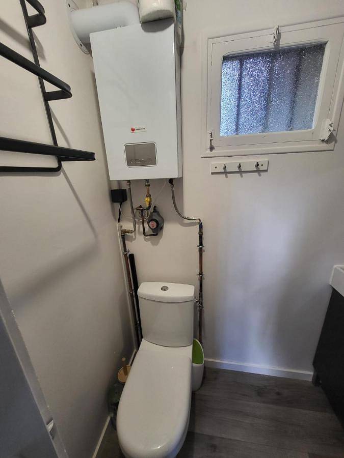 Gîte pour 5 personnes, avec vue et vue sur le lac ainsi que terrasse et jardin à Foussais-Payré - 3