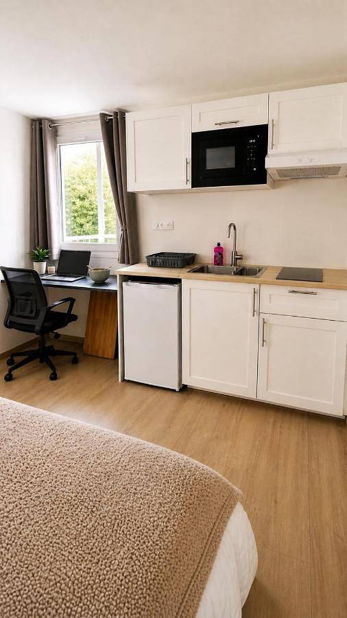 Gîte pour 2 personnes, avec Jardin dans Palmas-d'Aveyron - 2