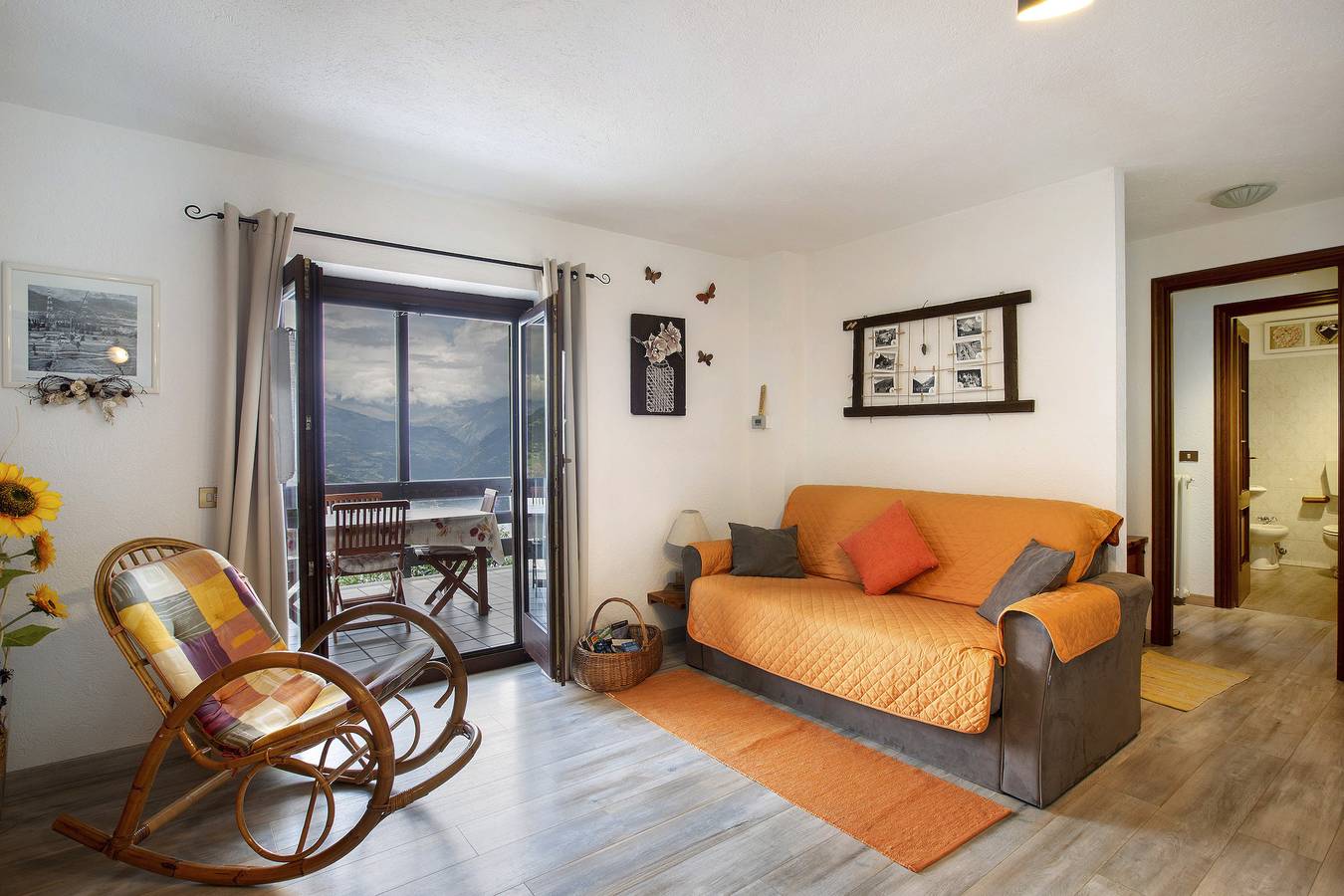 Ganze Wohnung, Apartment 'Sylvie' mit Bergblick, gemeinsamer Terrasse und Wlan in Gerdaz, Comune di Gressan