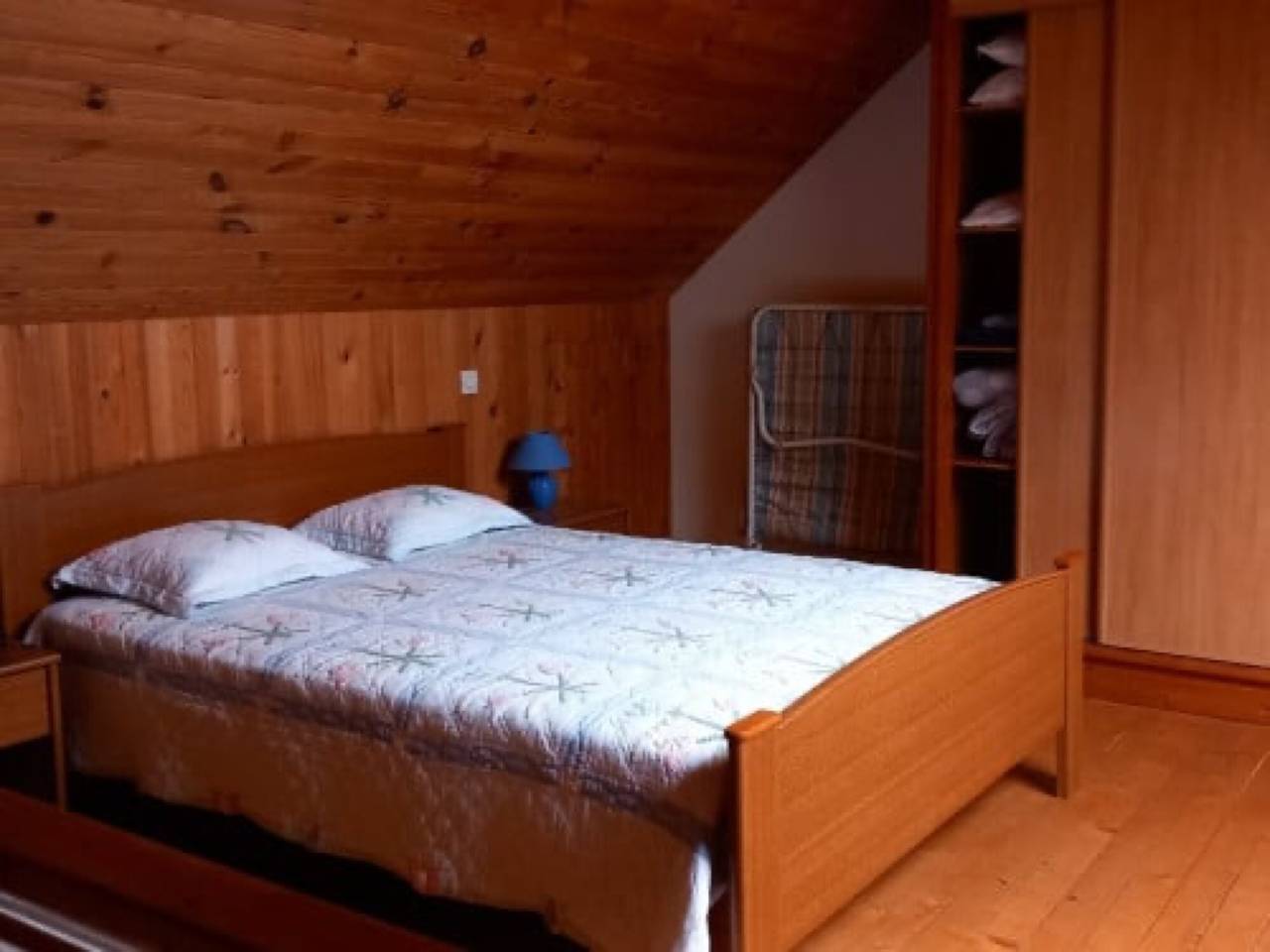 Appartement entier, Appartement « Plouha » avec balcon et Wi-Fi in Plouha, Côte de Goëlo