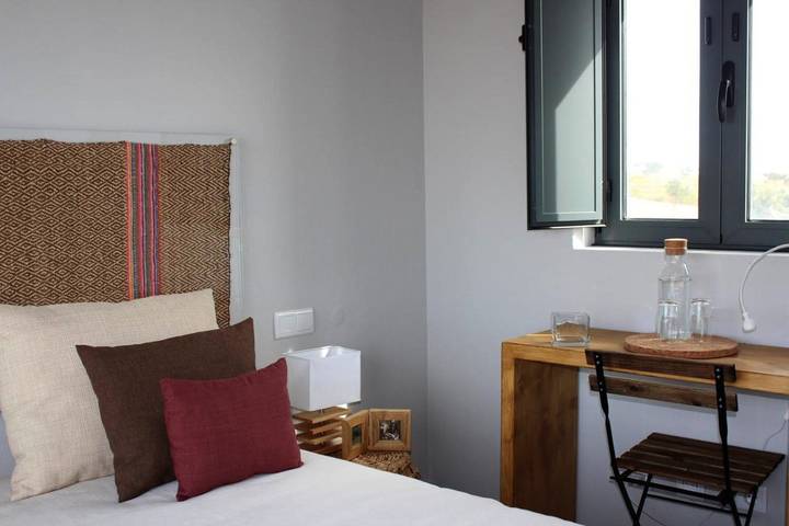 Gîte pour 2 personnes, avec piscine ainsi que vue et jardin à Serpa - 3