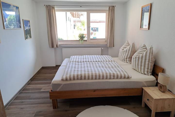 Ganze Wohnung, Bezaubernde Ferienwohnung mit Zugspitzblick im schönen Grainau in Grainau, Eibsee