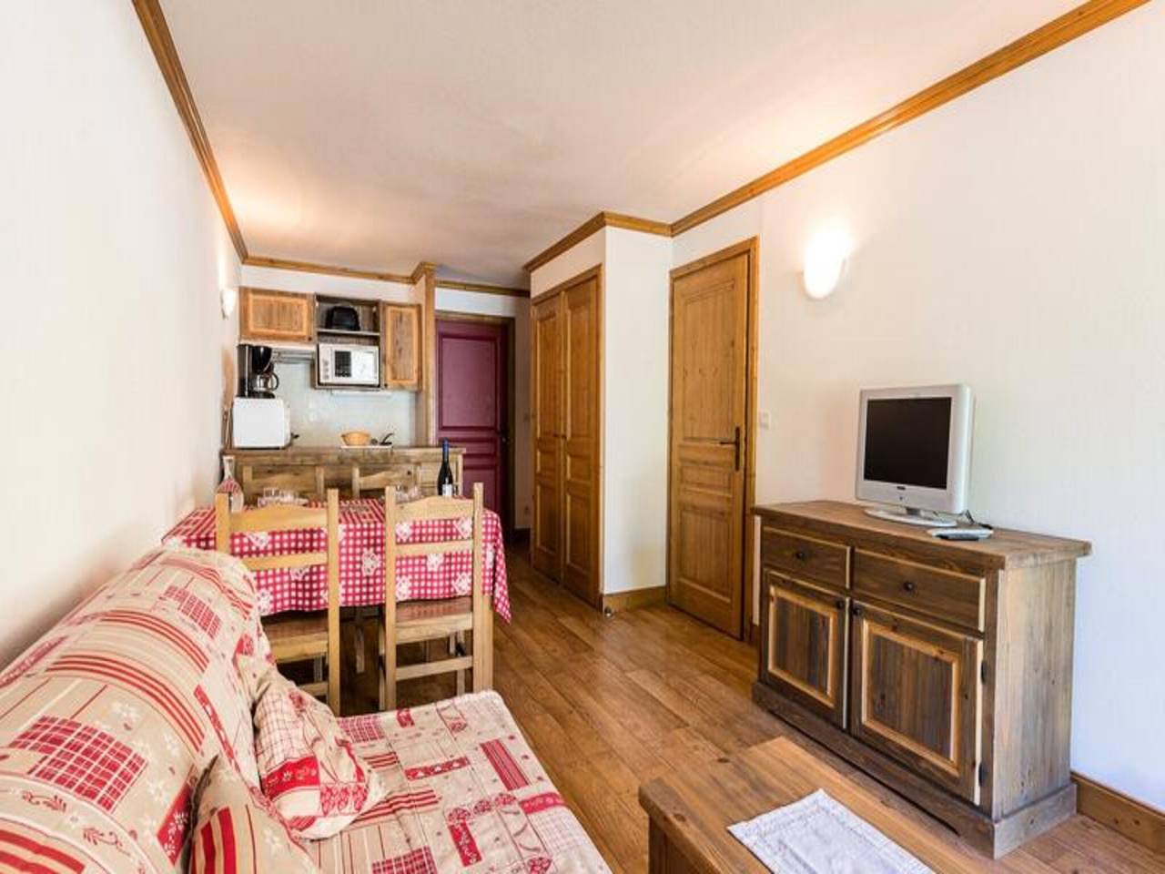 Appartement entier, 2 Piã¨ces pour 6 Personnes in Bessans, Région de Saint-Jean-de-Maurienne