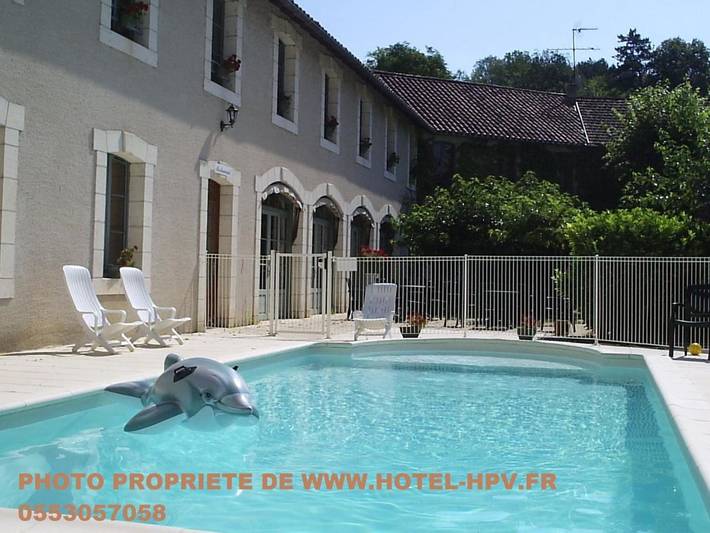 Hôtel pour 2 personnes, avec jacuzzi et piscine ainsi que terrasse et jardin dans Brantôme en Périgord - 4