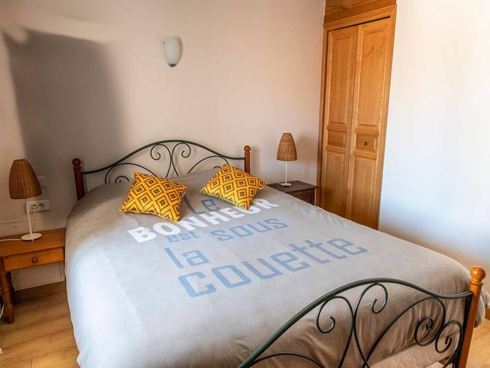 Cottage in Burgundy with pool and sauna near Vézelay in Asquins, Morvan Regional Nature Park