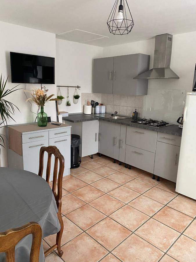 Gîte pour 4 personnes, avec terrasse dans Drouvin-le-Marais