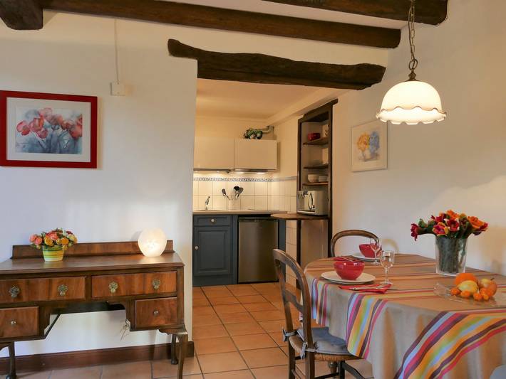 Gîte pour 2 personnes, avec terrasse et jardin, animaux acceptés à Louhossoa - 2