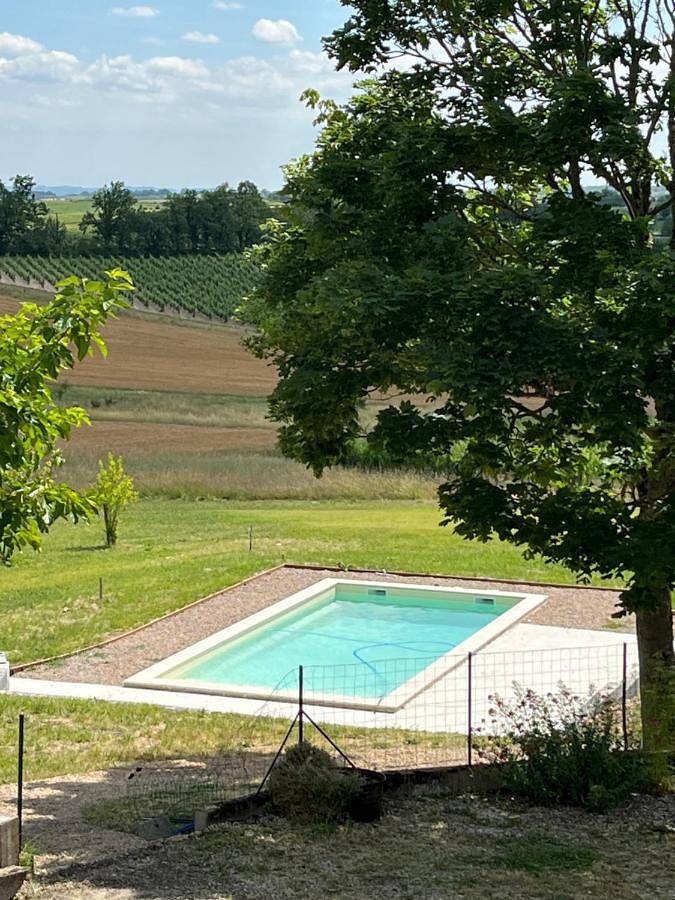 Location de vacances pour 13 personnes, avec Balcon et Terrasse ainsi que Jardin et Piscine à Cahuzac-sur-Vère - 3