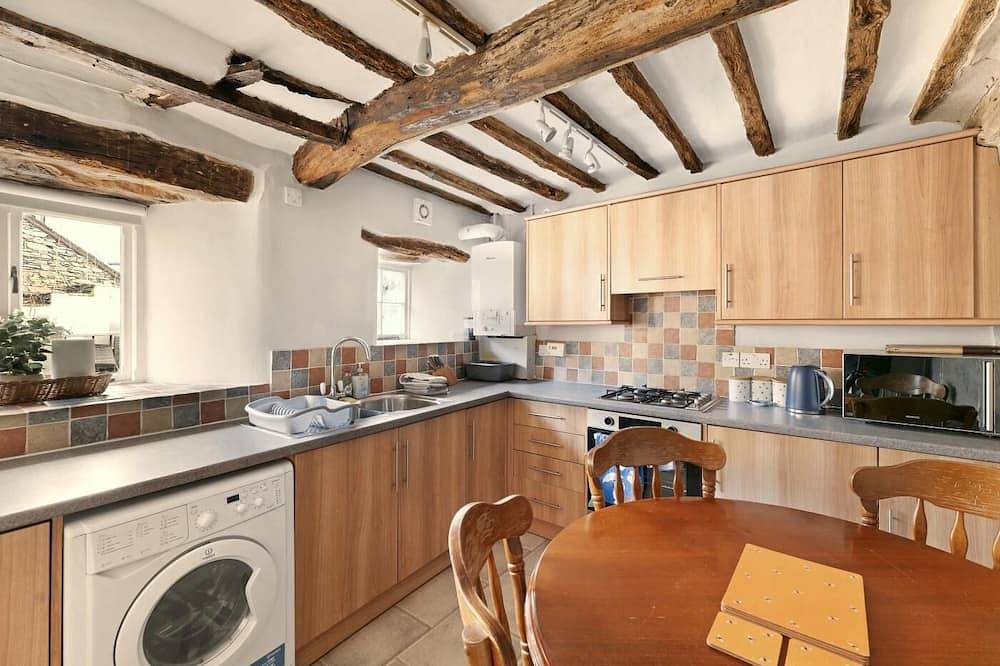 2 Bed in Hawkshead (oc-lr062) in Hawkshead, Lake District