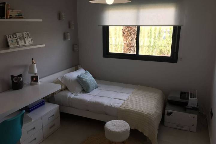 Ganze Wohnung, Geräumige neue 3 Schlafzimmer, 2 Bäder Luxus-Wohnung mit Garage + Abstellraum + Terrasse + Solarium 81m² in Playa Moncayo, Guardamar del Segura