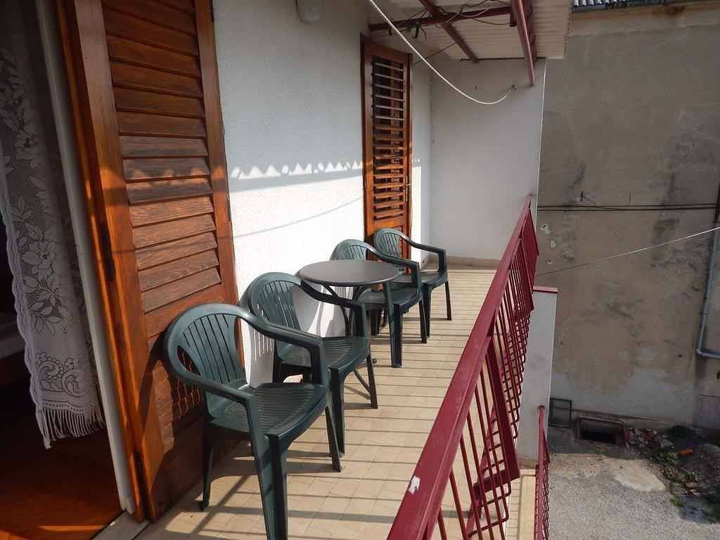 Ganze Ferienwohnung, Ferienwohnung mit Balkon und Meerblick in Senj, Kvarner Festland