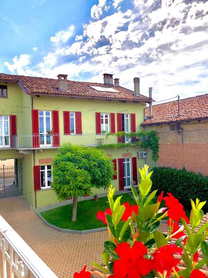 Maison d’hôte pour 2 personnes, avec jardin ainsi que piscine et vue à La Morra - 3