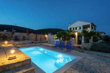 Villa for 6 People in Marina, Split-Dalmatia, Photo 2