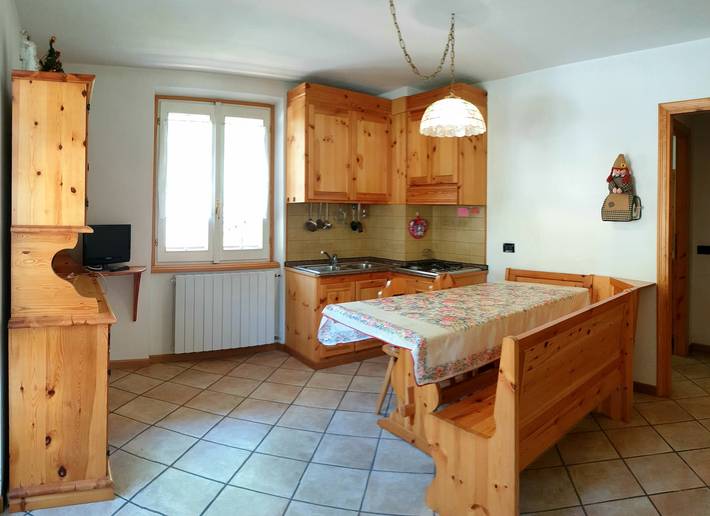 Ganze Wohnung, Ca' Maria - Casa in Scalve in Schilpario, Prealpi Bergamasche Orientali