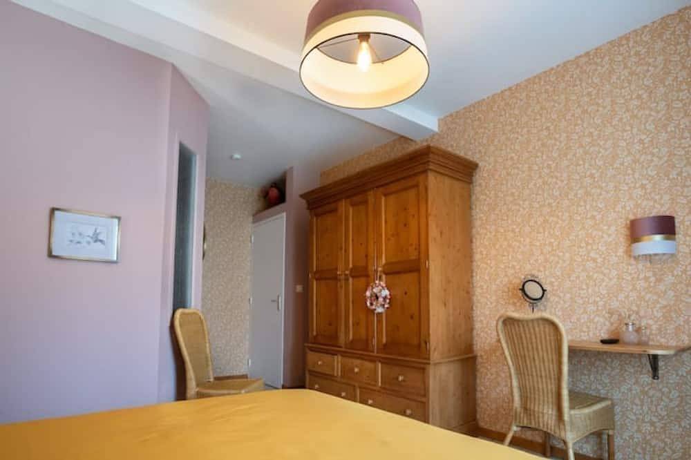 Charming cottage \"Les Nichoirs\" in Normandy in Ussy, Caen und Umgebung