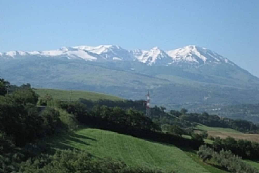 Entire apartment, Le Galelle, Country House Apartment - 1 Bedroom Apartment in Rosciano, Pescara Province