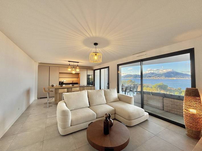 Appartement de vacances pour 4 personnes, avec terrasse