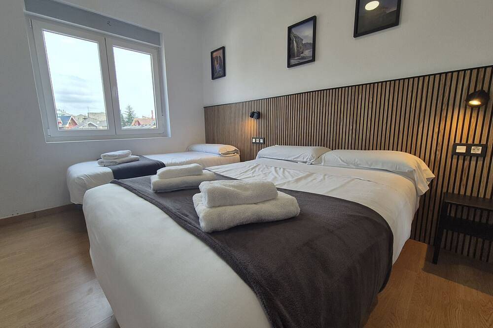 Entire apartment, 648C1 Apartamento Mareval in Oviedo, Cordillera Cantábrica