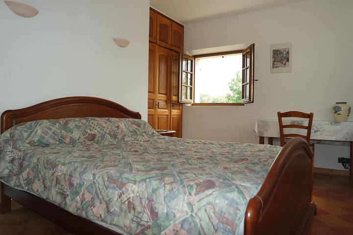 Location de vacances pour 6 personnes, avec terrasse et jardin à La Tour-d'Aigues - 2