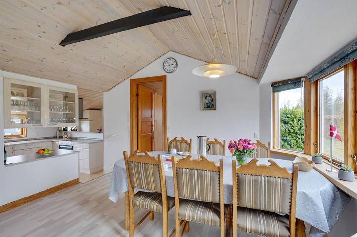 Ferienhaus für 4 Personen, mit Terrasse und Garten in Øster Hurup - 3