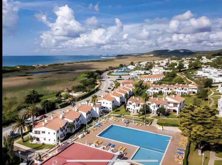 Location de vacances pour 4 personnes, avec jardin à Son Bou - 2
