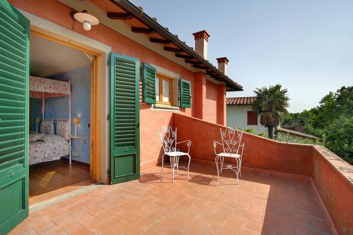 Villa Perla in Reggello, Valdarno