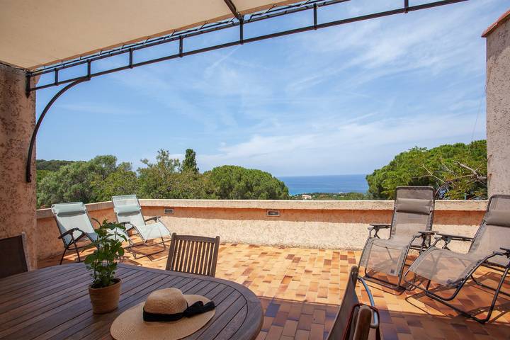 Casa vacanza per 6 persone, con Terrazza a Corbara