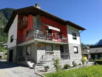 Gîte pour 3 personnes, avec jardin, animaux acceptés dans Alpe Devero