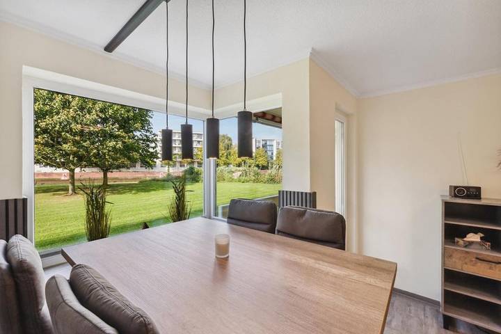 Ferienwohnung für 4 Personen, mit Balkon und Terrasse sowie Ausblick in Geestemünde - Nord