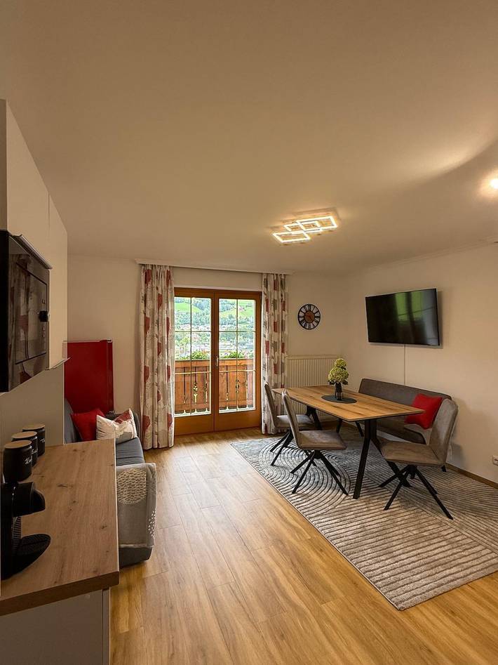 Entire holiday apartment, Apartment, shower or bath, toilet, 2 bed rooms in Sankt Johann im Pongau, Ski Amadé