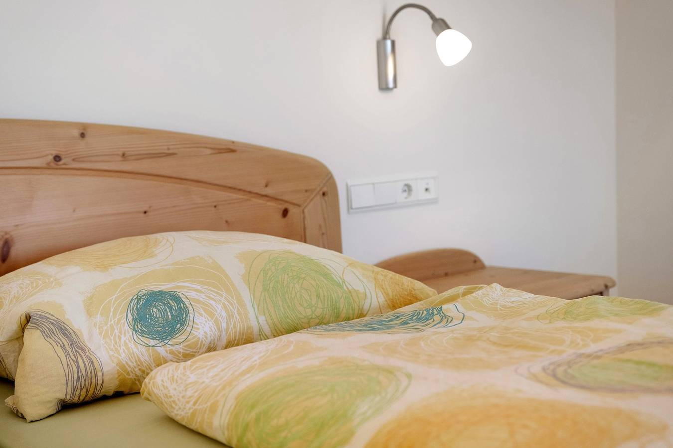 Room 'Mairhof Stilfser Joch Zi 6' with Mountain View, Private Terrace and Shared Garden in Schluderns, Saldurkamm