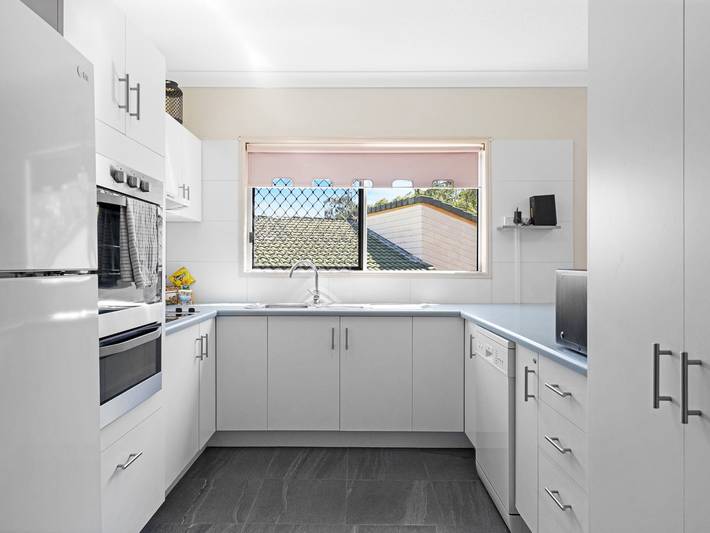 Apartamento entero, Apartamento de 2 dormitorios junto a la playa con estacionamiento seguro in Hervey Bay, Fraser Coast