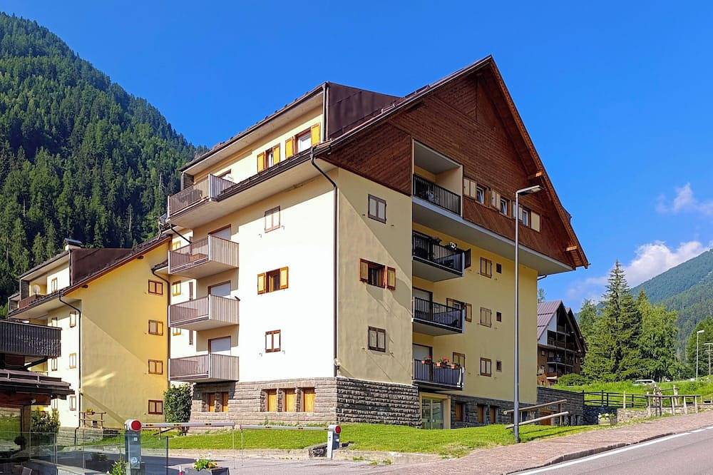 Ganze Wohnung, Ski In-Ski Out Apartment in Peio Val di Sole, Peio, Italy in Peio Fonti, Peio