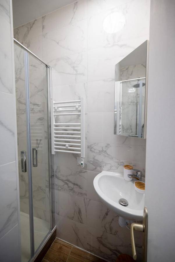 Appartement entier, Studio Chic en Plein Centre-Ville in Romilly-sur-Seine, Aube
