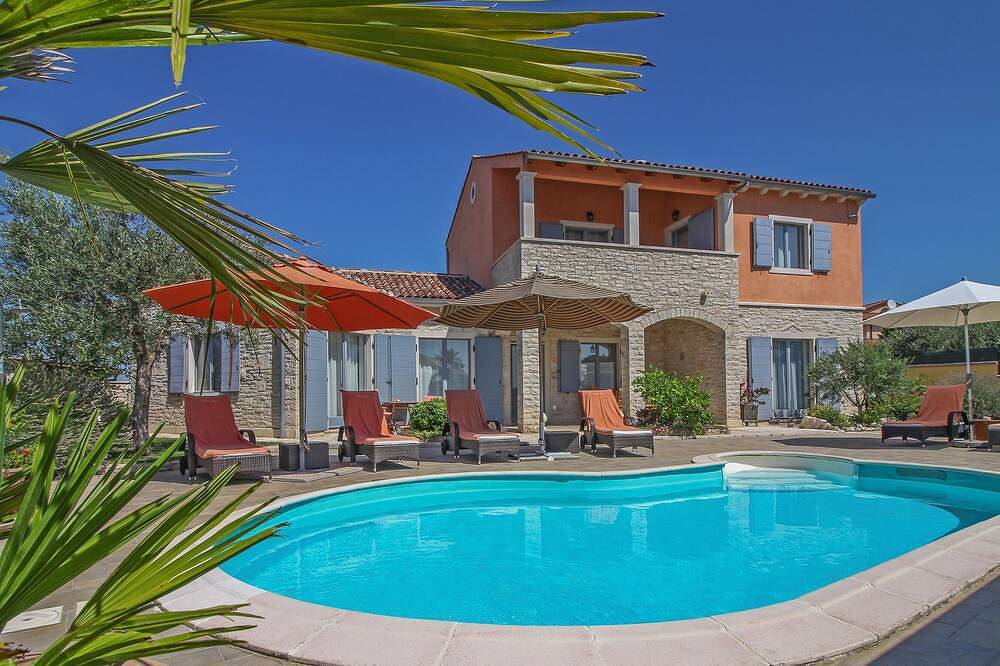 Casa vacanza a Canfanaro a partire da 236€ a notte