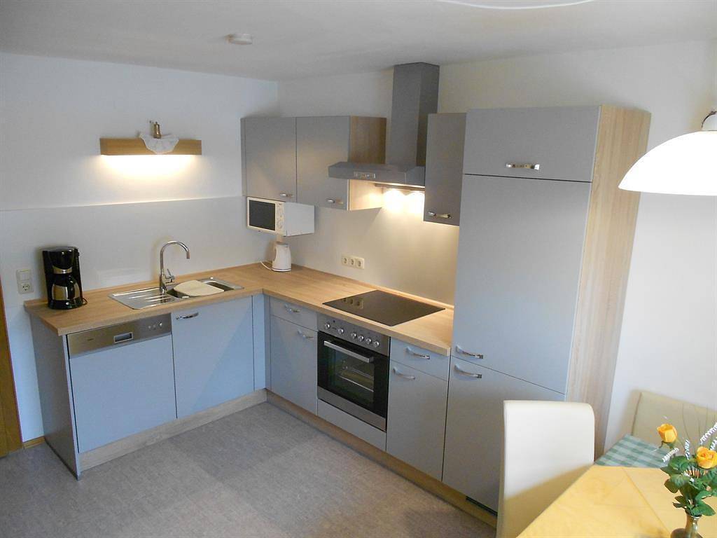 Ganze Ferienwohnung, Appartement/Fewo, Dusche, Wc, 2 Schlafräume in Höfen, Außerfern