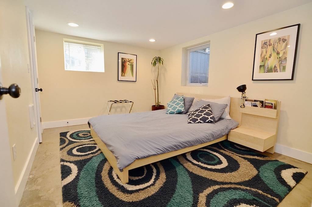 Ganze Wohnung, Modern Suite Nearby Convention Center (2bd, 1bth) in Portland, Multnomah County