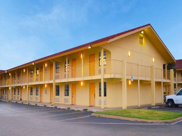 Apartamento entero, Cama tamaño king. No fumadores. in Texarkana, Condado de Bowie