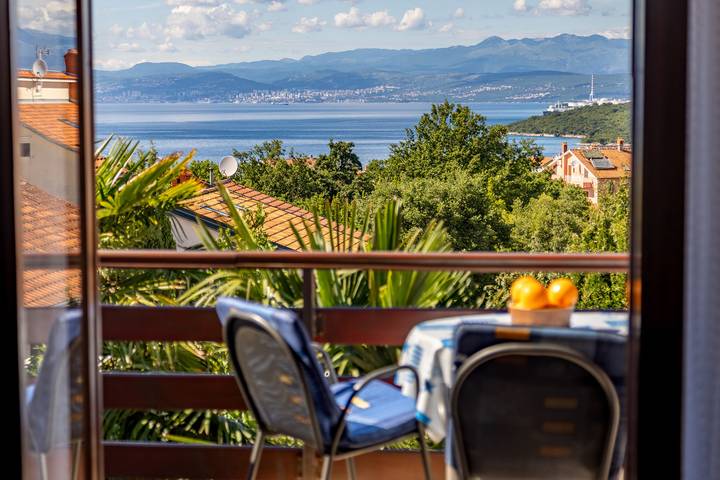 Ferienwohnung für 4 Personen, mit Balkon in Njivice - 2