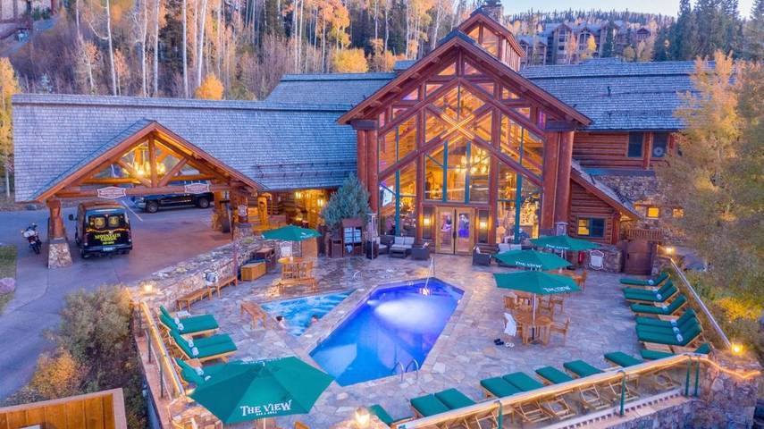 Lodge pour 2 personnes, avec jacuzzi et piscine ainsi que terrasse et sauna, animaux acceptés - 1