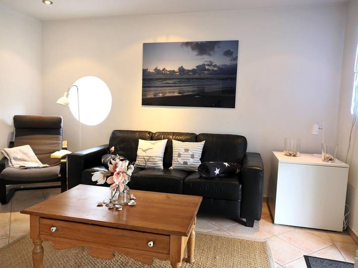 Ganze Wohnung, Geräumige Doppelhaushälfte in Westerland mit Südterrasse und E-Bike-Anschluss in Westerland, Sylt (Gemeinde)